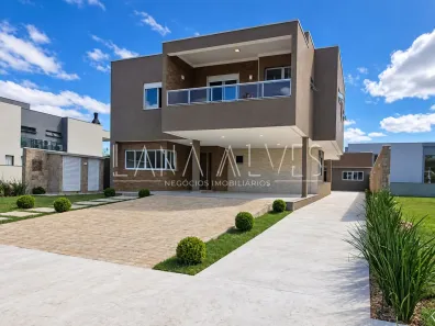 Casa com 5 Quartos para alugar, 330m² no Santa Regina, Camboriú
