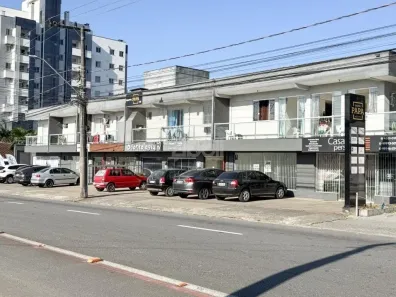 Sala Comercial para alugar, 50m² no Iririú, Joinville