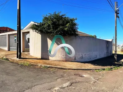 Casa com 2 Quartos à venda, 73m² no Jardim Planalto, Londrina