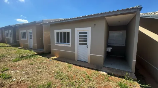 Casa com 3 Quartos para alugar, 60m² no Parque Residencial Damha II, Presidente Prudente