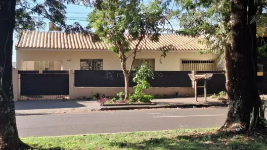 Prédio Comercial para alugar, 92m² no Jardim Alvorada, Maringá