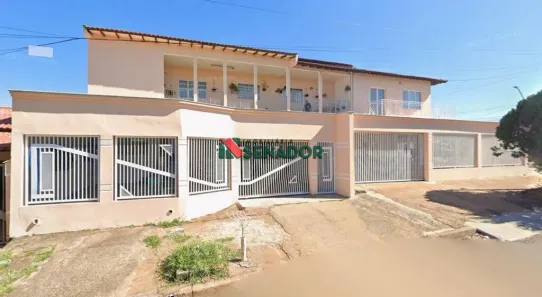 Sobrado com 3 Quartos à venda, 490m² no São Lourenço, Londrina