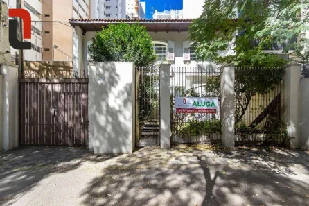 Imóvel Comercial com 4 Quartos à venda, 303m² no Água Verde, Curitiba
