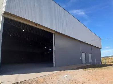 Galpão/Depósito/Armazém para alugar, 1000m² no Santo Antônio, Montes Claros
