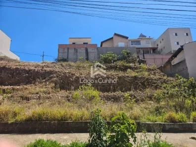 Lote/Terreno à venda, 250m² no Jardim Bandeirantes, Poços de Caldas