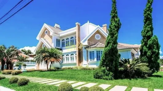 Casa com 4 Quartos para alugar, 250m² no Jurerê Internacional, Florianópolis