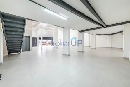 Ponto Comercial para venda ou aluguel, 434m² no Passo da Areia, Porto Alegre