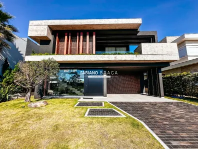 Sobrado com 4 Quartos à venda, 350m² no Maristela, Xangri-Lá