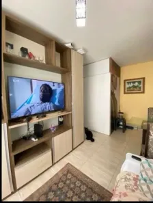 Apartamento com 2 Quartos à venda, 50m² no Vila Mercês, Carapicuíba