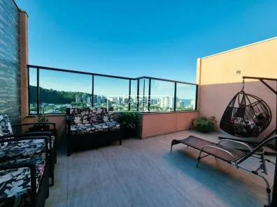 Casa de Condomínio com 4 Quartos para alugar, 240m² no Praia dos Amores, Balneário Camboriú
