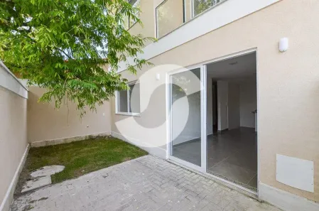 Casa de Condomínio com 3 Quartos à venda, 97m² no Piratininga, Niterói