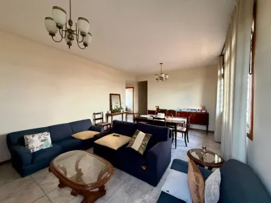 Casa com 3 Quartos à venda, 250m² no Caiçaras, Belo Horizonte