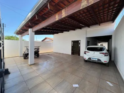 Sobrado com 5 Quartos à venda, 172m² no JK Nova Capital, Anápolis