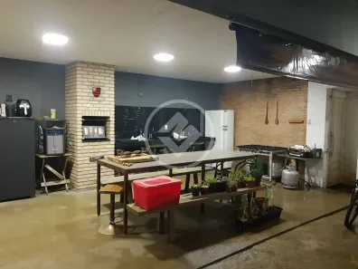 Casa com 3 Quartos à venda, 210m² no Cidade Jardim, Uberlândia