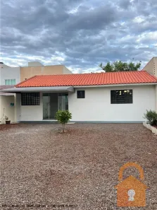 Casa com 2 Quartos à venda, 52m² no Jardim Copacabana II, Campo Mourão