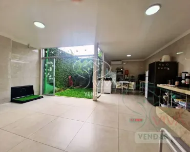 Sobrado com 3 Quartos à venda, 180m² no Santa Genoveva, Goiânia