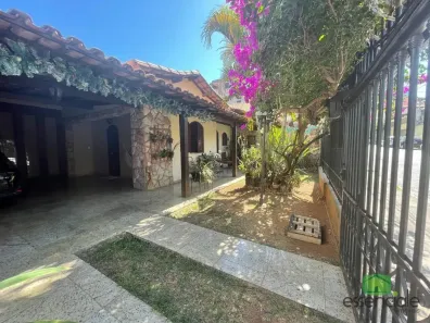 Casa com 3 Quartos à venda, 220m² no Glória, Contagem