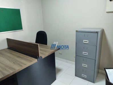 Sala Comercial à venda, 29m² no Centro, Curitiba