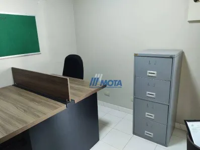 Sala Comercial à venda, 29m² no Centro, Curitiba