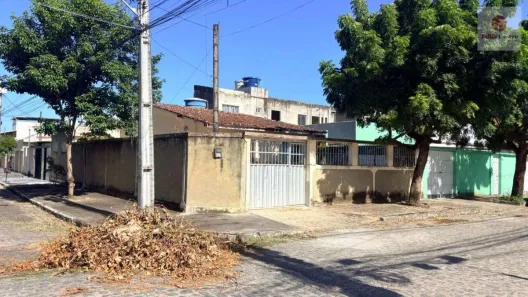 Casa com 3 Quartos à venda, 200m² no Cajueiro, Recife