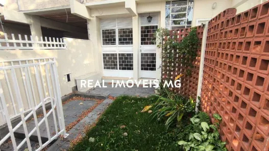 Casa com 2 Quartos para alugar, 90m² no Santo Antônio, Belo Horizonte