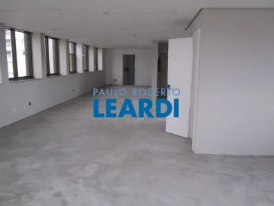 Ponto Comercial para alugar, 125m² no Pinheiros, São Paulo