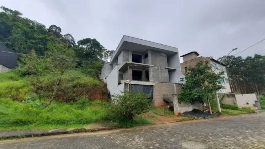 Lote/Terreno à venda, 316m² no Lourdes, Juiz de Fora
