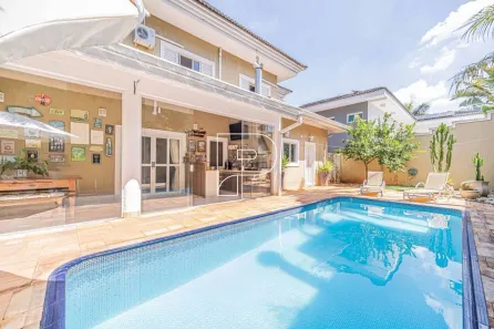 Casa de Condomínio com 4 Quartos à venda, 394m² no Jardim Indaiá, Embu das Artes