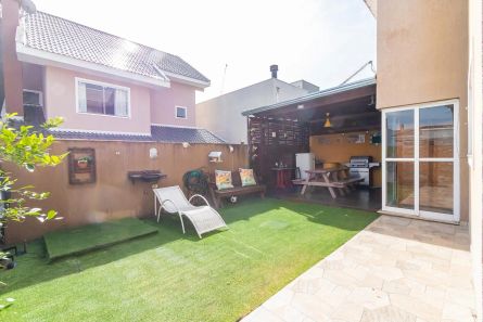Casa de Condomínio com 3 Quartos à venda, 200m² no Fazendinha, Curitiba