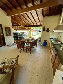 Sobrado com 4 Quartos à venda, 162m² no Toninhas, Ubatuba