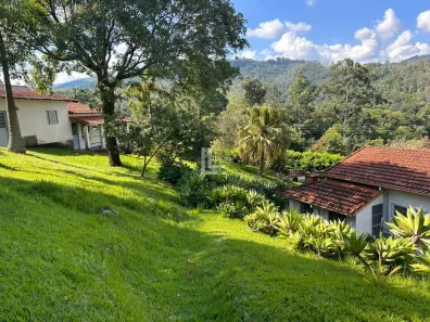 Fazenda/Sítio com 4 Quartos à venda, 350m² no Jardim Seabra, Amparo
