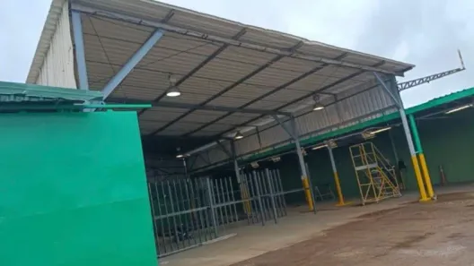 Galpão/Depósito/Armazém para alugar, 712m² no Água Doce, Jundiaí