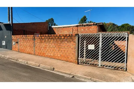 Casa com 2 Quartos à venda, 70m² no Vila Formosa (Rubião Junior), Botucatu