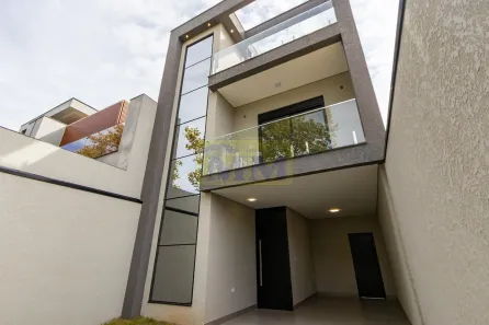 Sobrado com 3 Quartos à venda, 143m² no Pineville, Pinhais