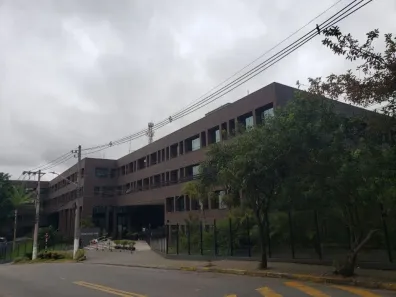 Sala Comercial para alugar, 41m² no Jardim Lambreta, Cotia