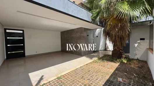 Casa com 3 Quartos para alugar, 250m² no Bosque dos Buritis, Uberlândia