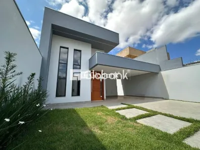 Casa com 3 Quartos à venda, 155m² no Ibituruna, Montes Claros