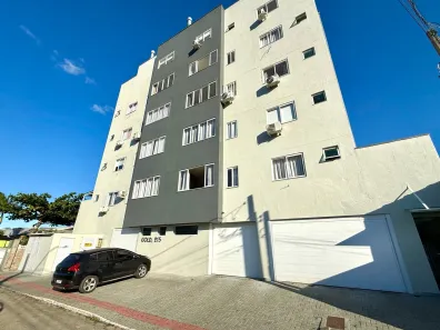 Apartamento com 2 Quartos à venda, 75m² no Gravatá, Navegantes