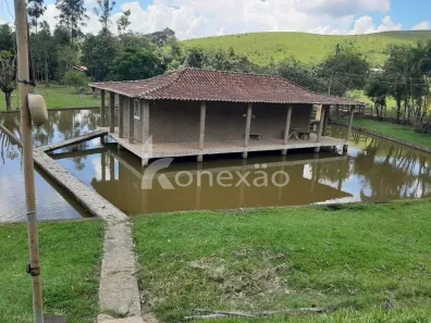Fazenda/Sítio com 2 Quartos à venda, 500m² no Centro, Paraibuna