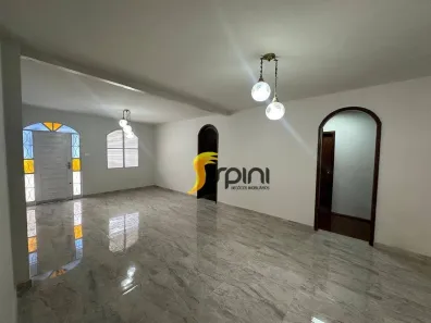 Imóvel Comercial com 4 Quartos à venda, 234m² no Centro, Uberlândia