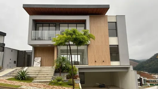 Casa de Condomínio com 4 Quartos à venda, 418m² no Teixeiras, Juiz de Fora