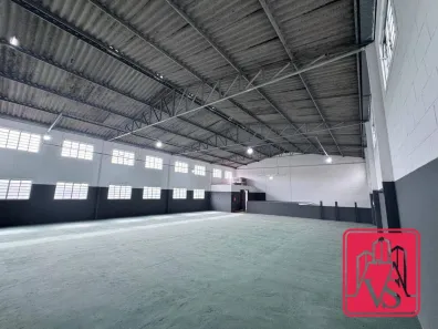 Galpão/Depósito/Armazém para alugar, 839m² no Nova Petrópolis, São Bernardo do Campo
