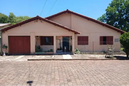 Casa com 3 Quartos à venda, 135m² no Auxiliadora, Rio Pardo