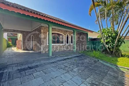 Casa com 3 Quartos à venda, 185m² no Parque Balneario Oasis, Peruíbe