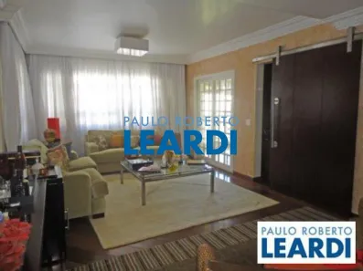 Apartamento com 4 Quartos à venda, 223m² no Vila Suzana, São Paulo