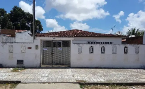 Casa com 2 Quartos à venda, 120m² no Santa Tereza, Parnamirim