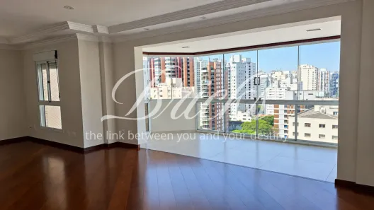 Apartamento com 3 Quartos à venda, 150m² no Vila Uberabinha, São Paulo
