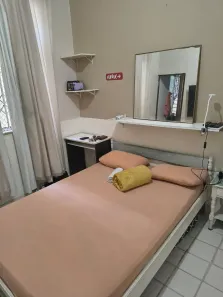 Apartamento com 2 Quartos para alugar, 50m² no Leme, Rio de Janeiro
