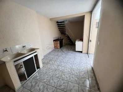 Casa de Condomínio com 5 Quartos à venda, 200m² no Eugênio de Mello, São José dos Campos