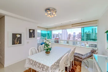 Apartamento com 3 Quartos à venda, 130m² no Centro, Balneário Camboriú